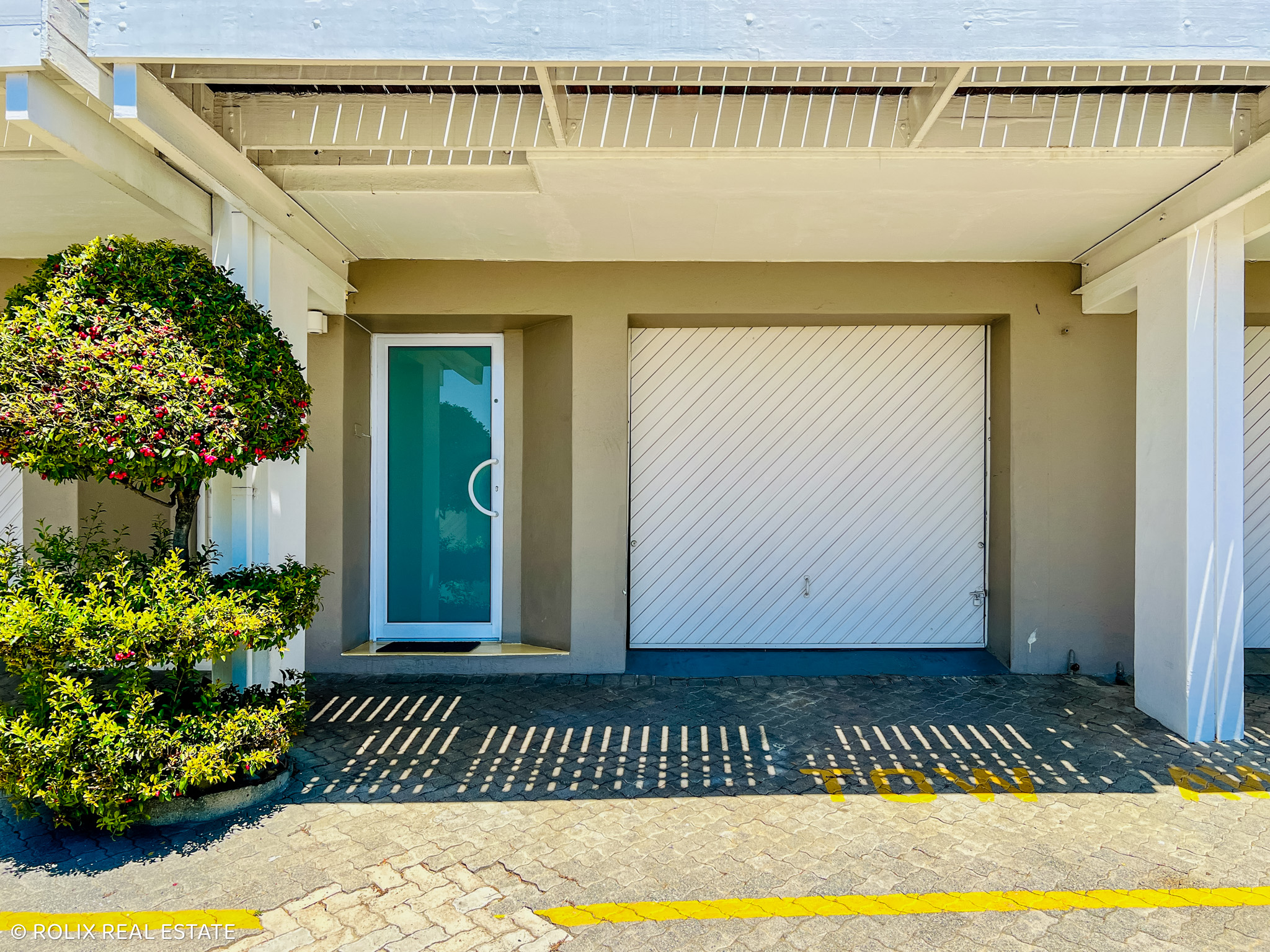 2 Bedroom Property for Sale in Green Point Western Cape